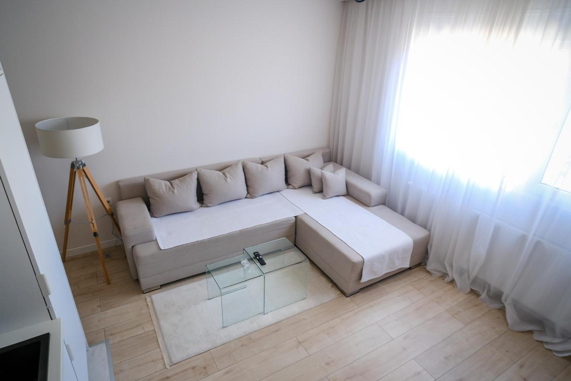 Apartment In Nis, Center! Brand-New Exterior foto